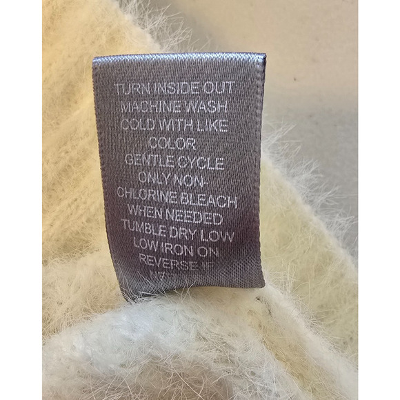 Marled Sweater Women's L Cream Mock Neck Soft Elegant Long Sleeve Fuzzy - Picture 4 of 16